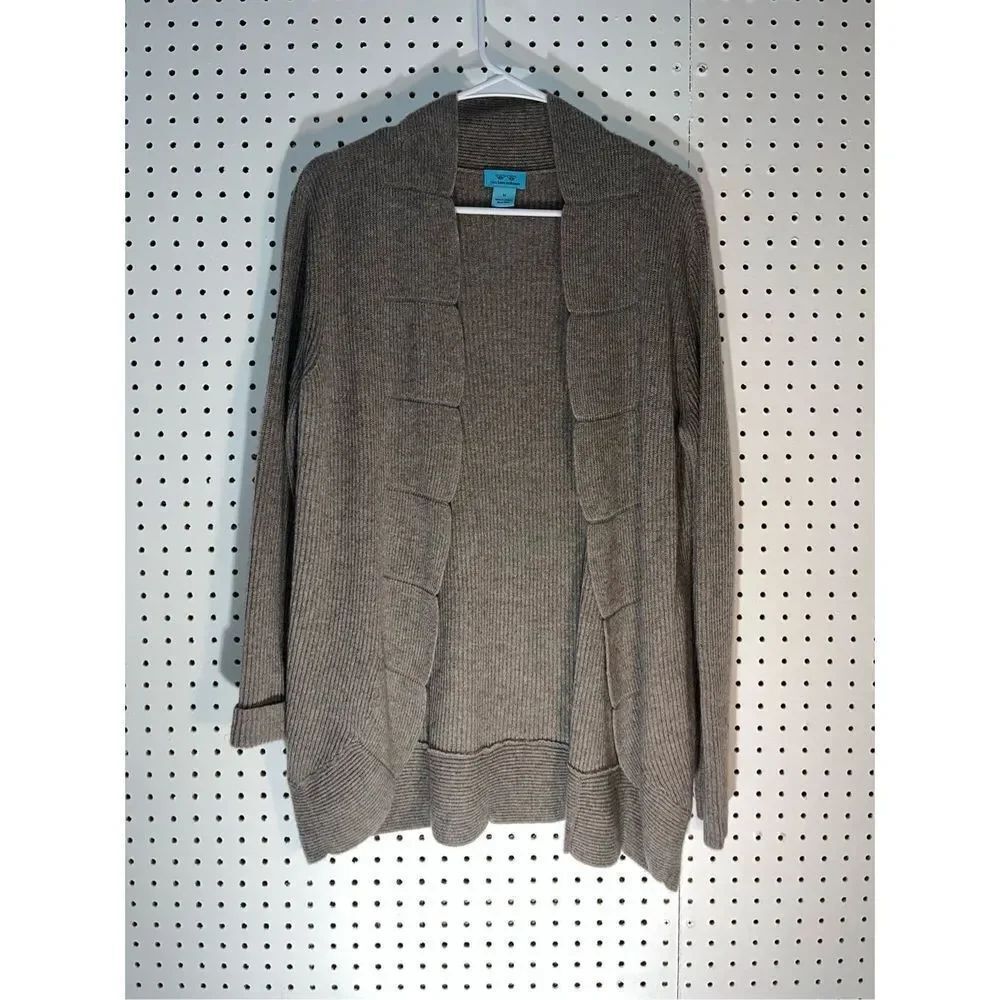 Two Bees Cashmere cardigan sweater